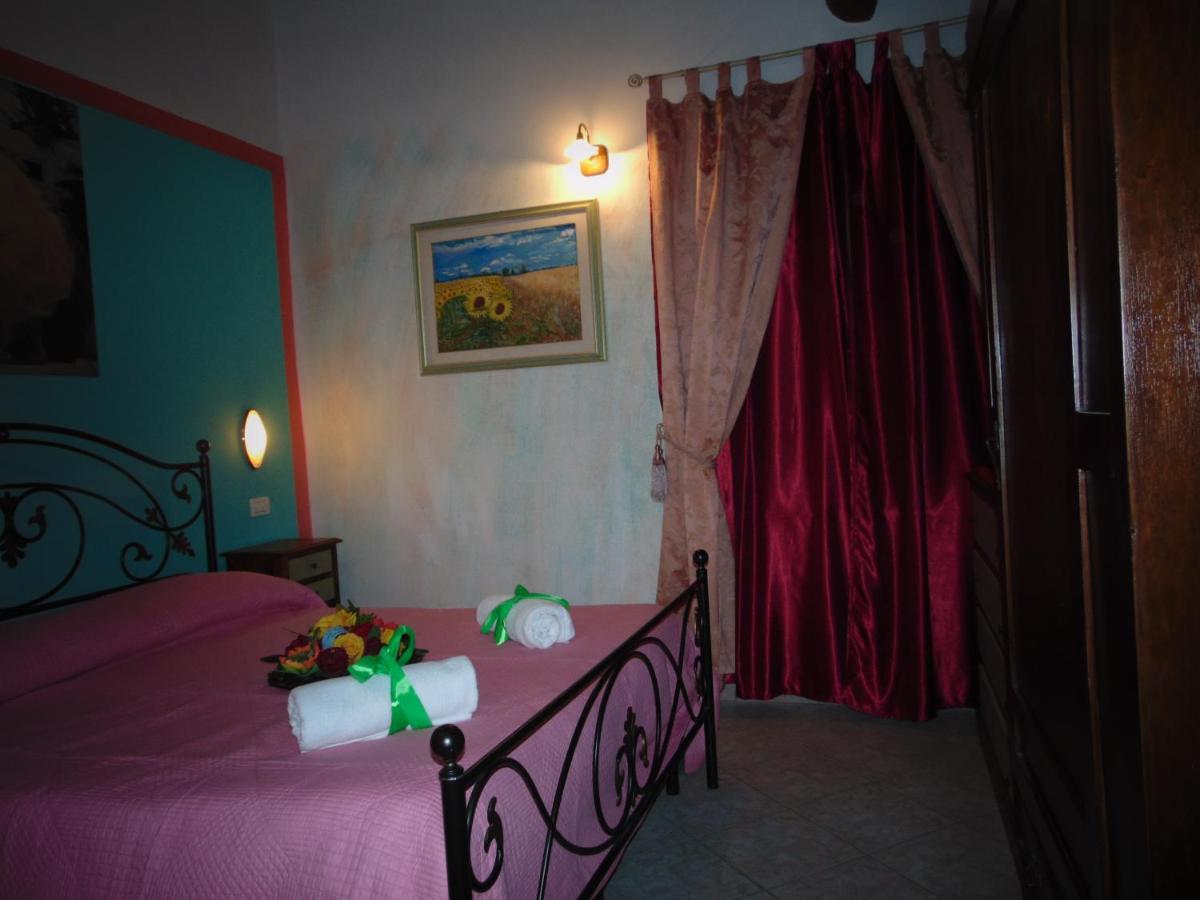 קאסטיגליונה דל לאגו Country House Podere Lacaioli מראה חיצוני תמונה