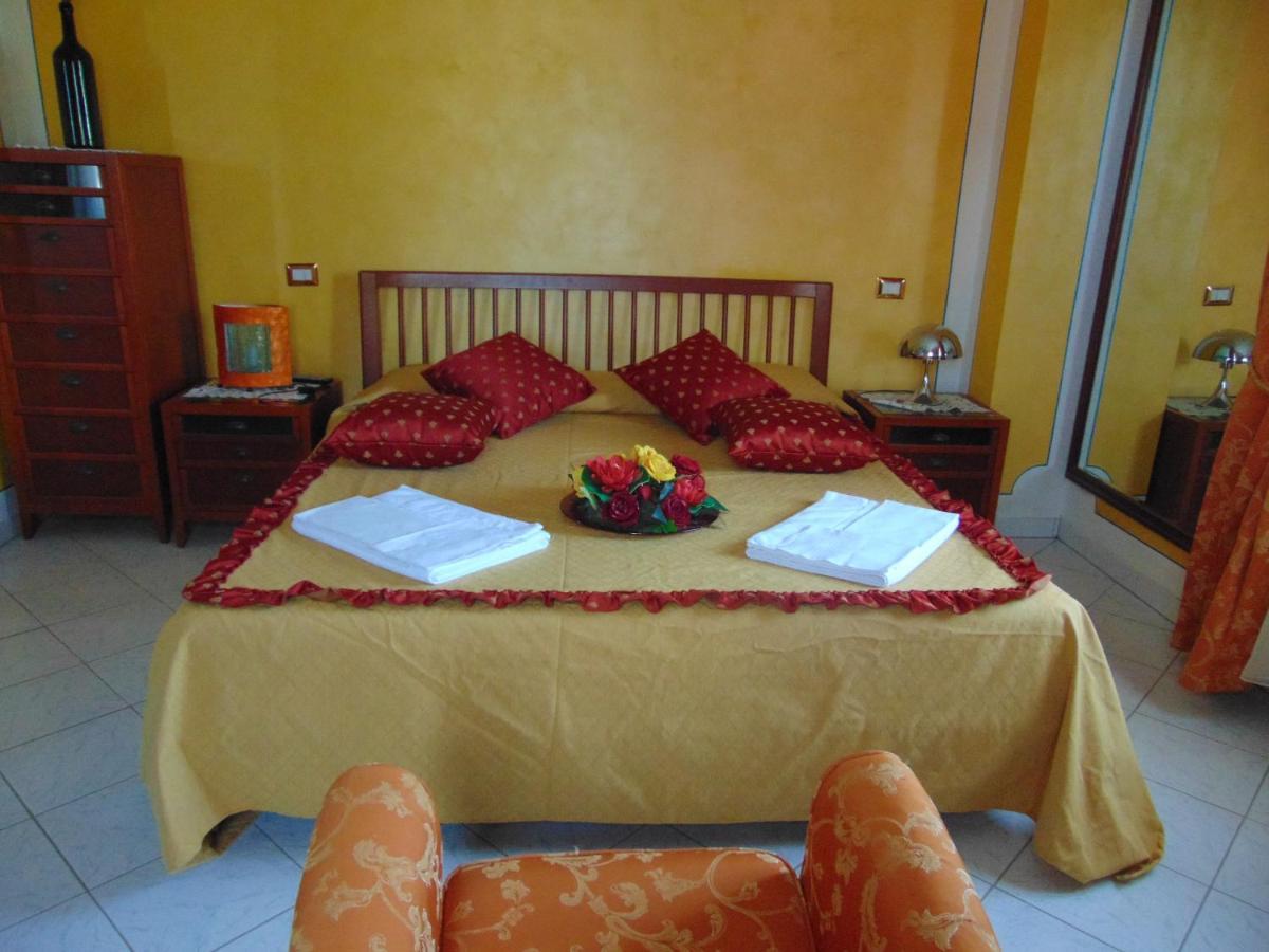 קאסטיגליונה דל לאגו Country House Podere Lacaioli מראה חיצוני תמונה