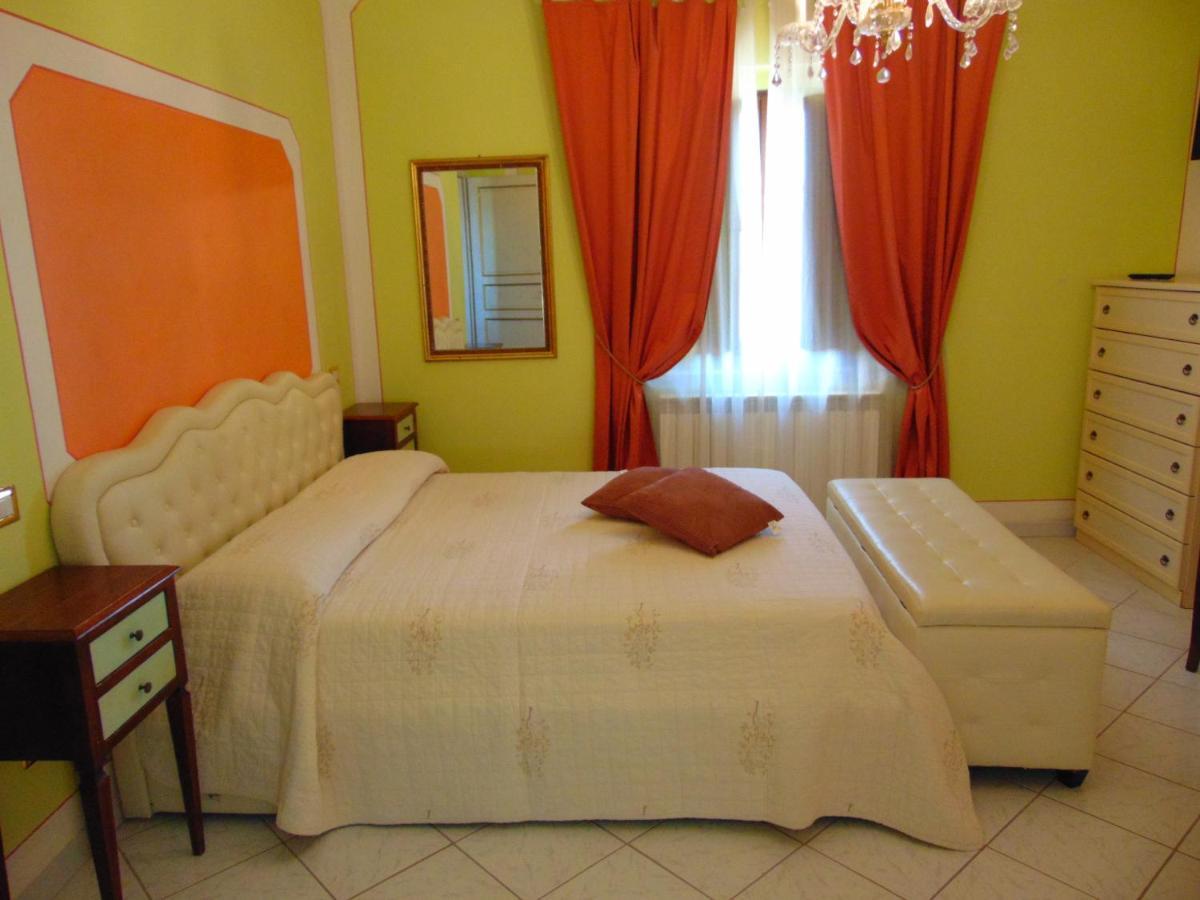 קאסטיגליונה דל לאגו Country House Podere Lacaioli מראה חיצוני תמונה